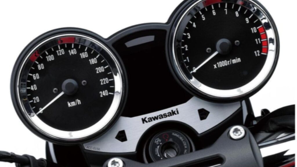New Kawasaki Z650RS Semi-digital instrument console